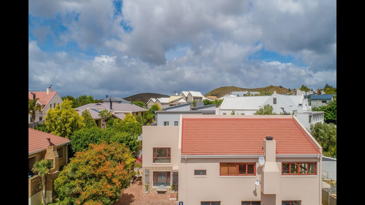 4 Bedroom House for sale in Worcester | Pam Golding Properties