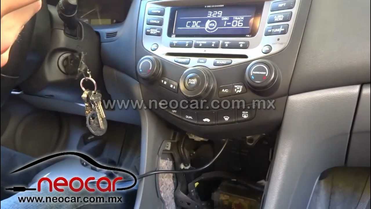 NeoCar - Adaptador Accord 2003-2007 para iPod iPhone + Auxiliar