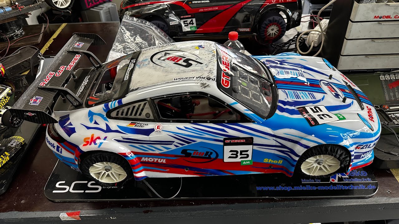 Race Car Series Finale in Velp