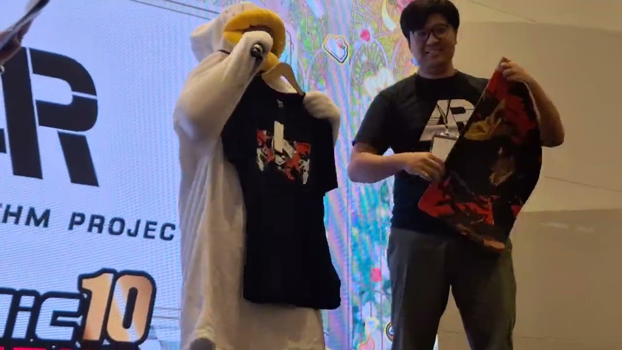 [FANCAM @ ComicAvenue10] Solar ARP - ผีดิบ + Outro
