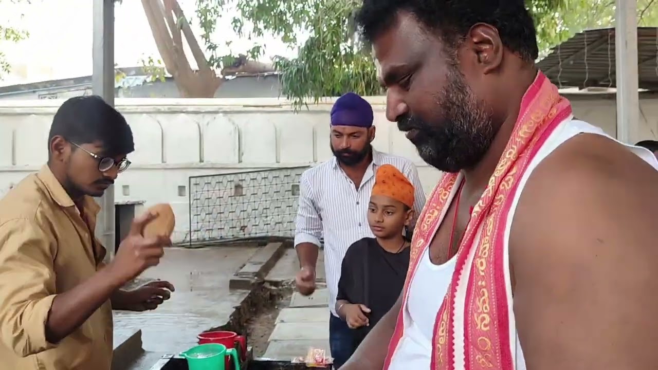 In vemulavada temple 🙏🤗 with my family 🥰