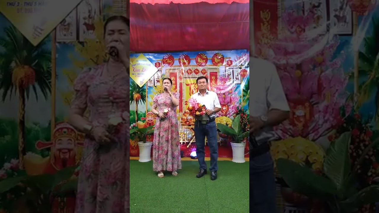 TC : MƯA BỤI                                                                   SC  A CỨNG ; C CHI