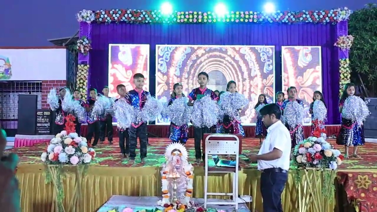 Annual function/ welcome dance by students std. 1 