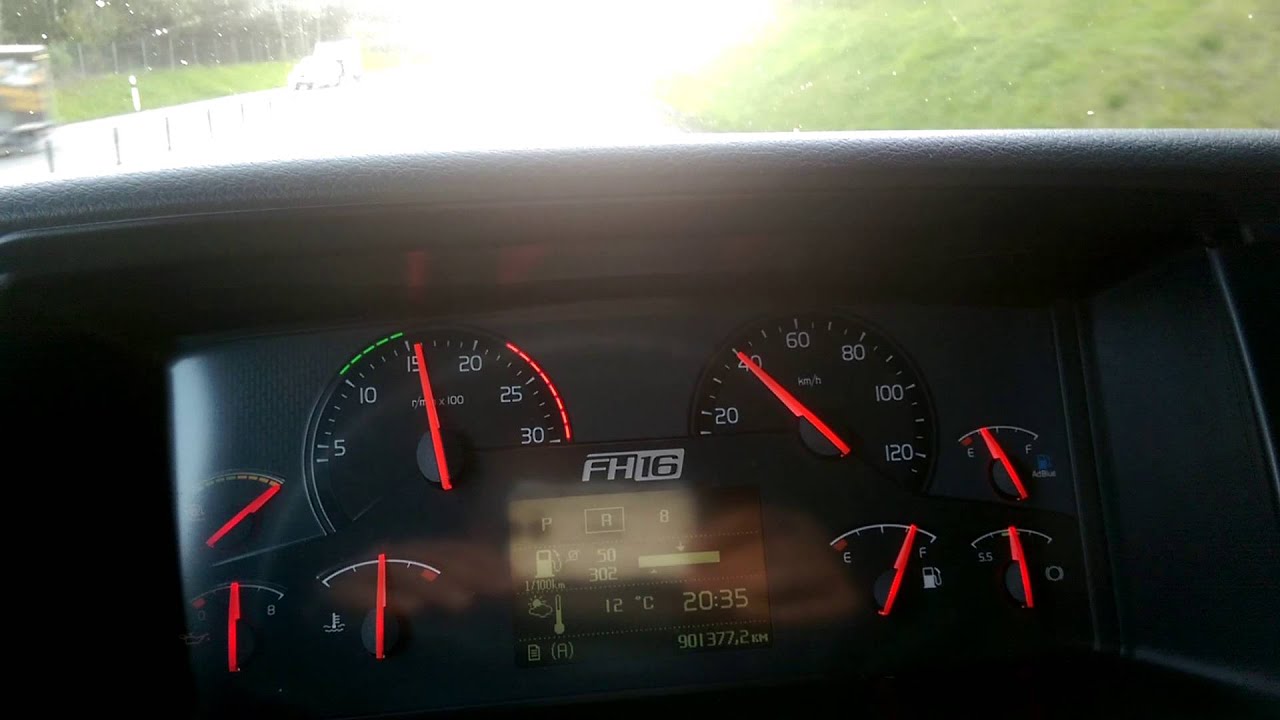 Volvo FH 700...90000mil...still going strong!!