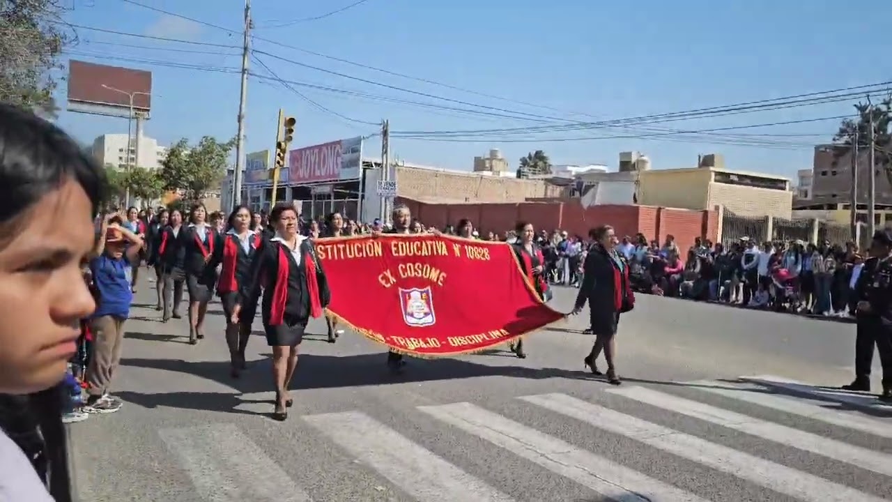banda H&uacute;sares de Jun&iacute;n.  colegio  Cosome Chiclayo