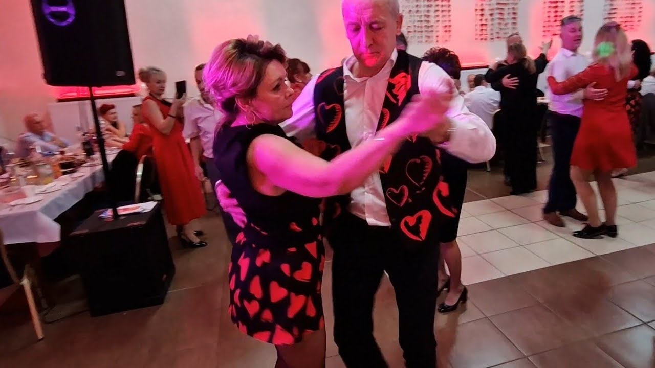 Wiola i Piotr w pięknym polskim ludowym walczyku!