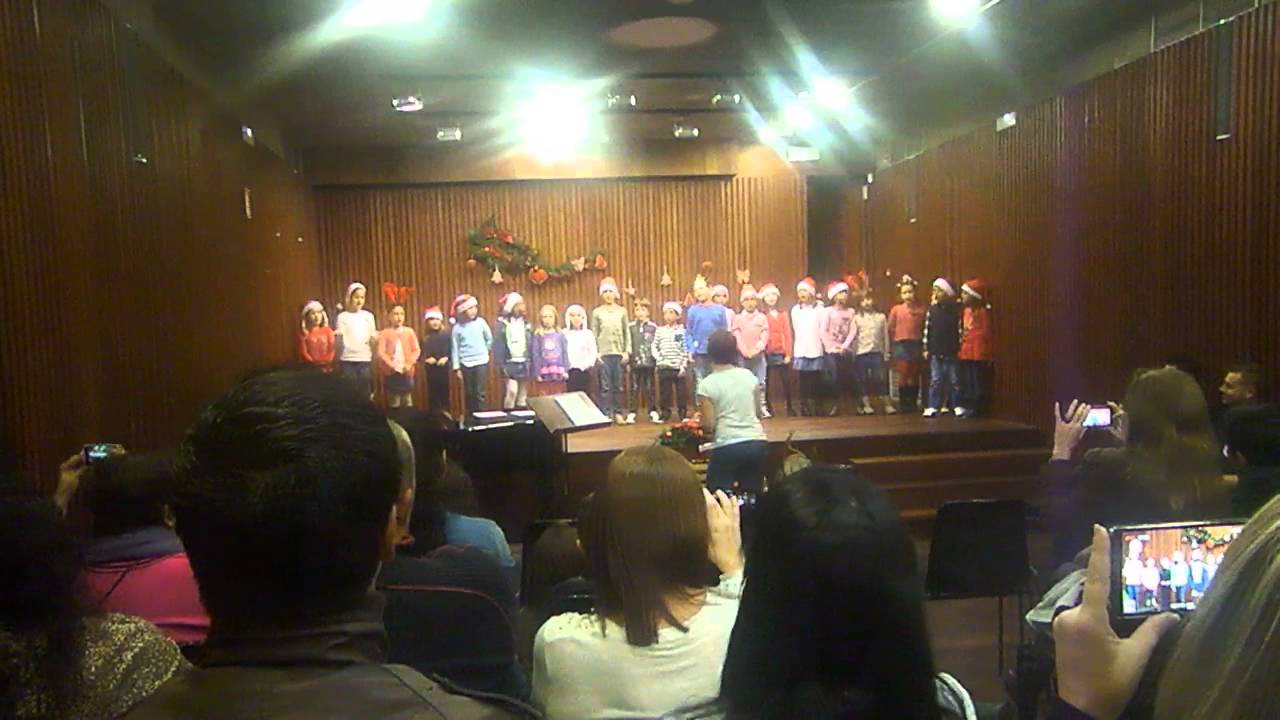 STEPHANIE IROES   AND HER KIDS CHIOR ON CHRISTMAS CAROL