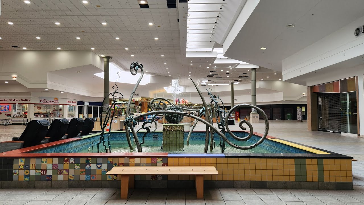 A Visit to Gulf View Square (FL)