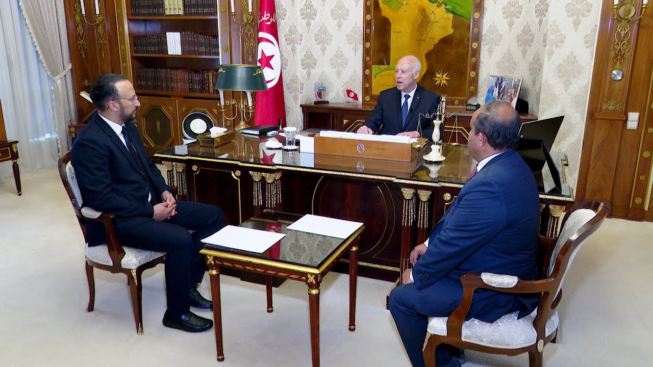 لقاء مع وزير تكنولوجيات الاتصال و الرئيس المدير العام للديوان الوطني للإرسال الإذاعي والتلفزي
