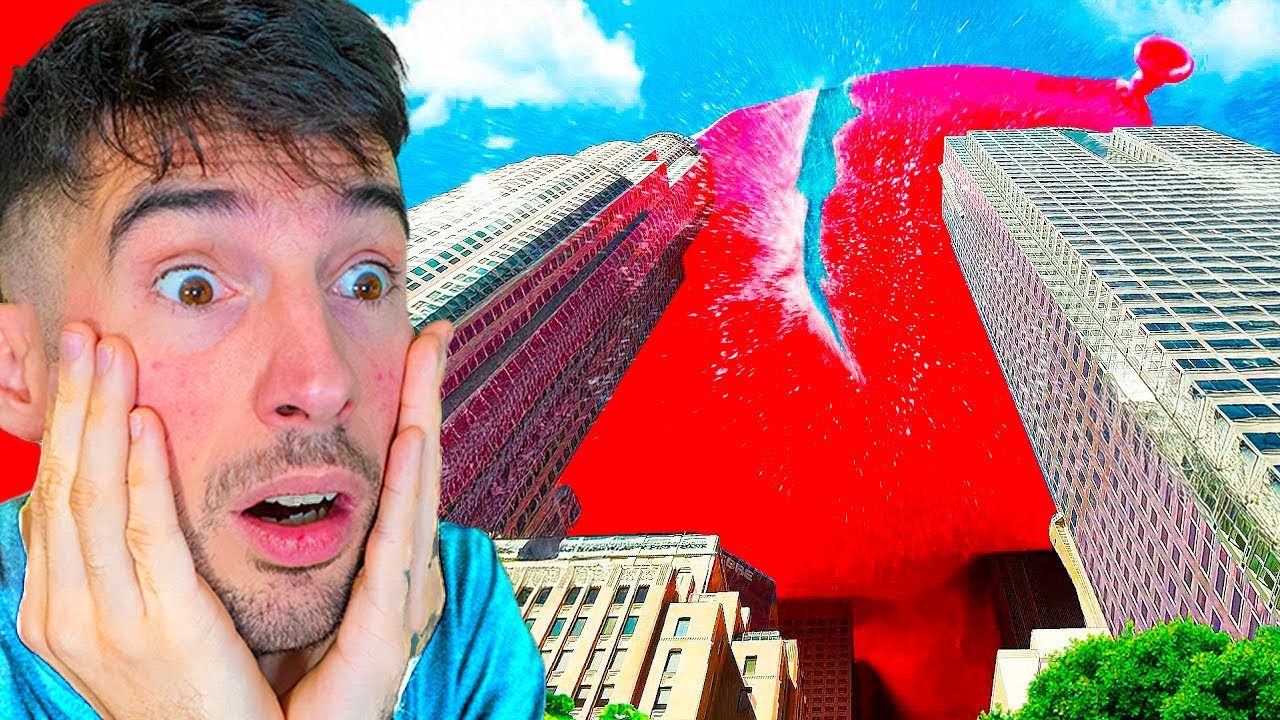 Este es el GLOBO DE AGUA MÁS GRANDE DEL MUNDO | Makiman Reacciona a Buttered Side Down