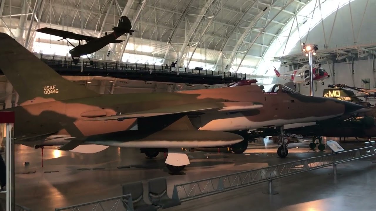 Republic F-105 Thunderchief Lockheed SR-71 Blackbird at National Air and Space Museum (NASM)