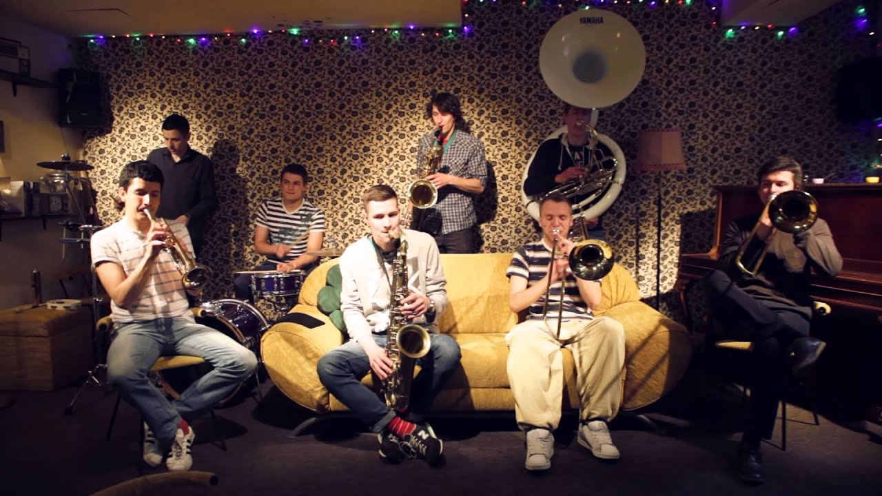 Geltonos Sofos Klubas | Mood Sellers - Cha Cha 2014 - 05 -11