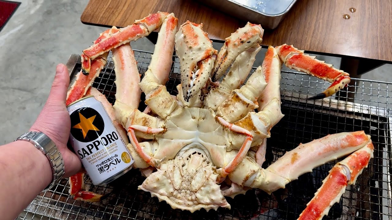 総重量4kgの巨大タラバにしゃぶりつき飲む！小さな夢をひとつ叶えました&hellip;