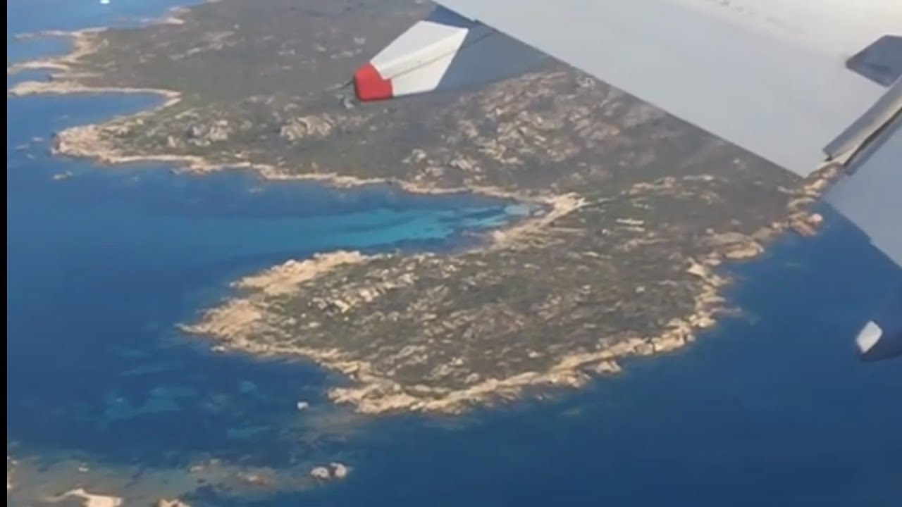 Atterrissage à Figari, Corse du Sud