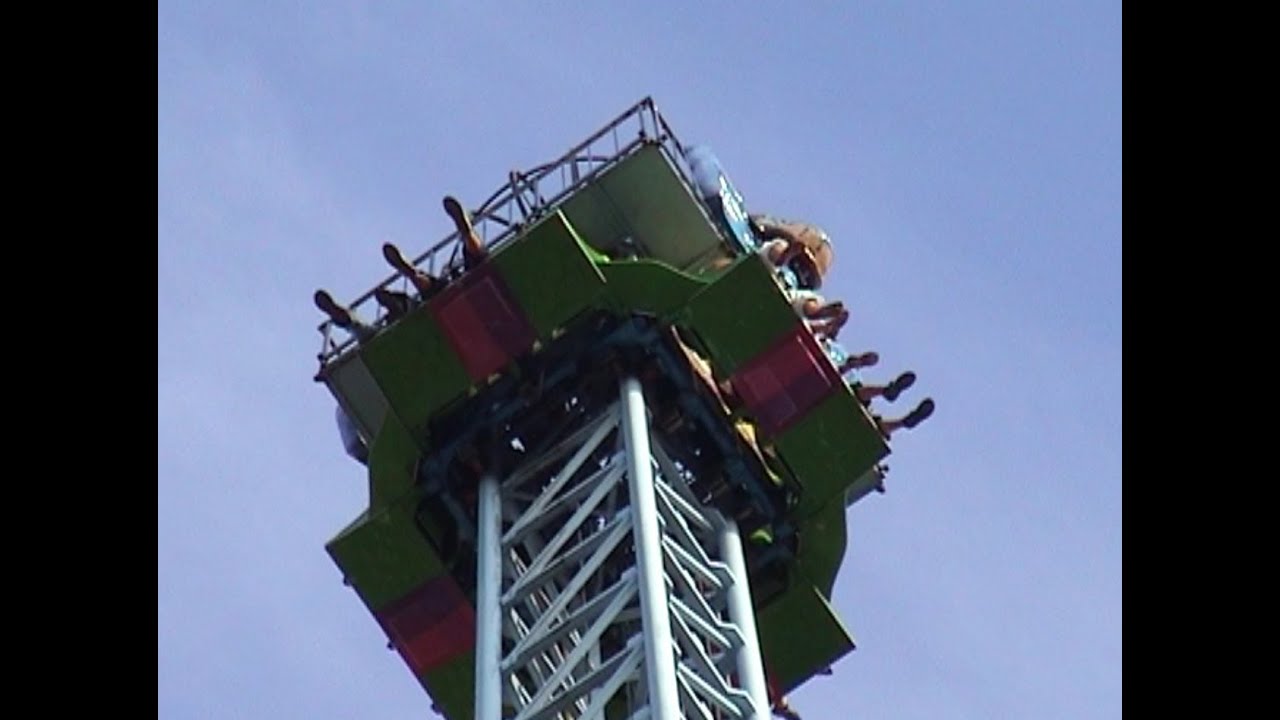 Cobra Tarnet Drop Tower - BonBon Land (POV)