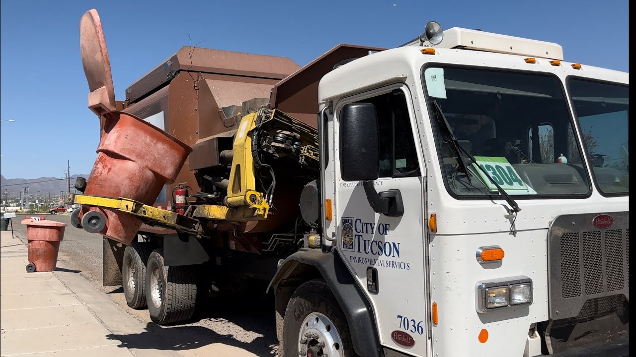 City of Tucson Pete Scorpion - Cart Lines and Turn Keys