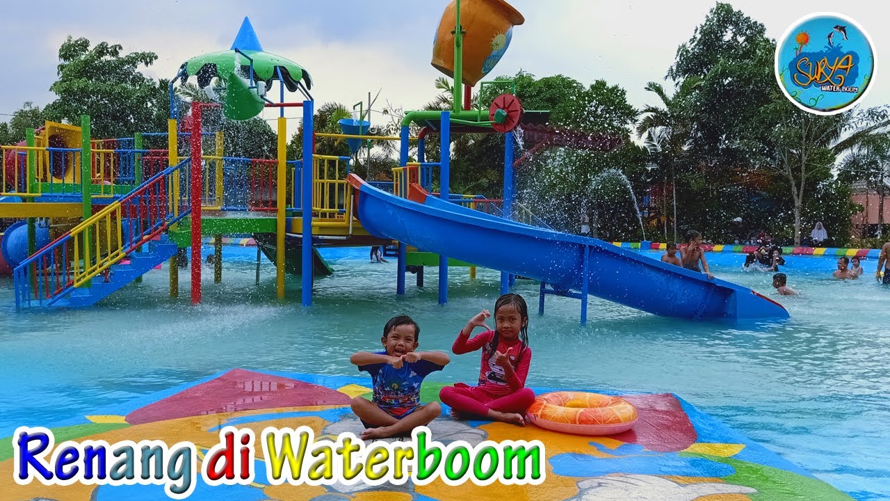 Renang di Waterboom Surya Menganti - Gresik