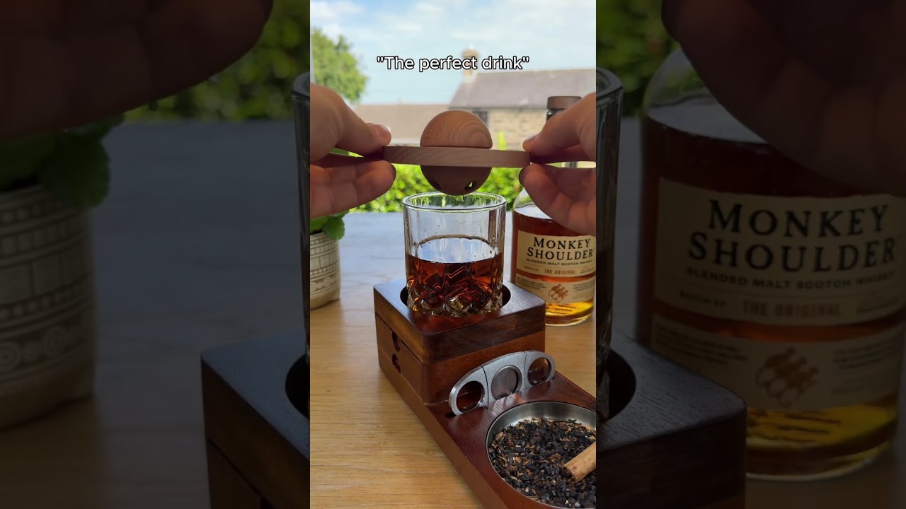 Smoked old Fashioned 🤌🏼🤩 #smoky #coffee #whiskytubefamily #cocktail #drinks #whisky