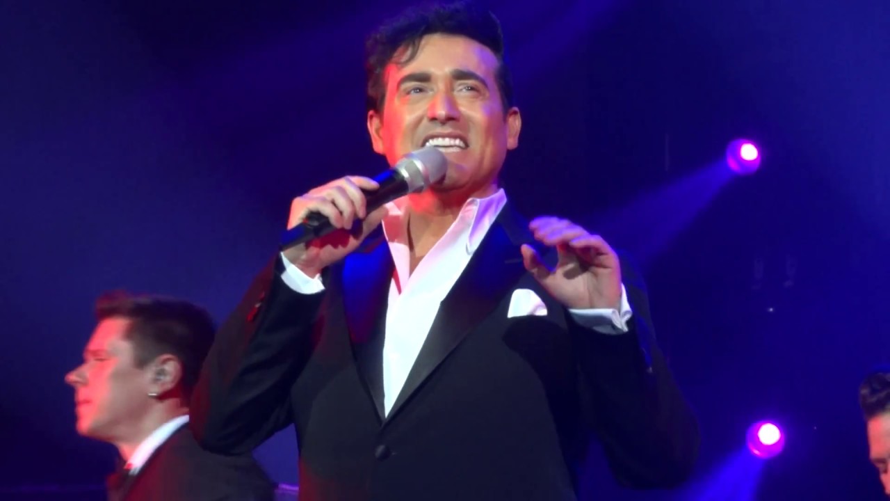 IL DIVO - Unchained melody & Smile