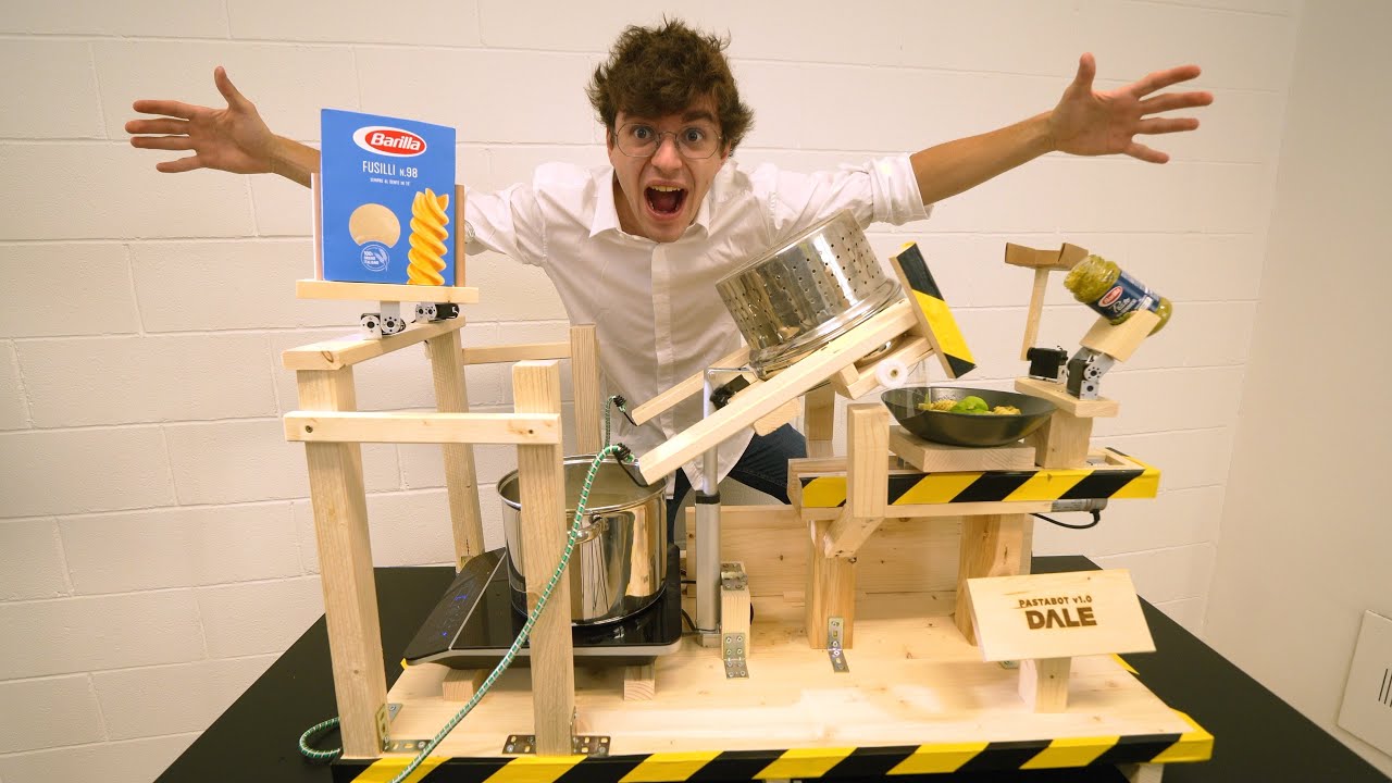 Ho costruito un ROBOT che CUCINA LA PASTA