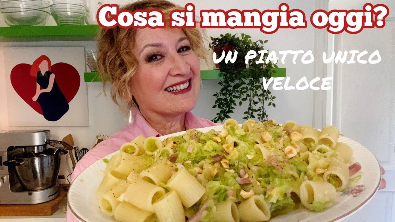 PASTA veloce con verza e speck