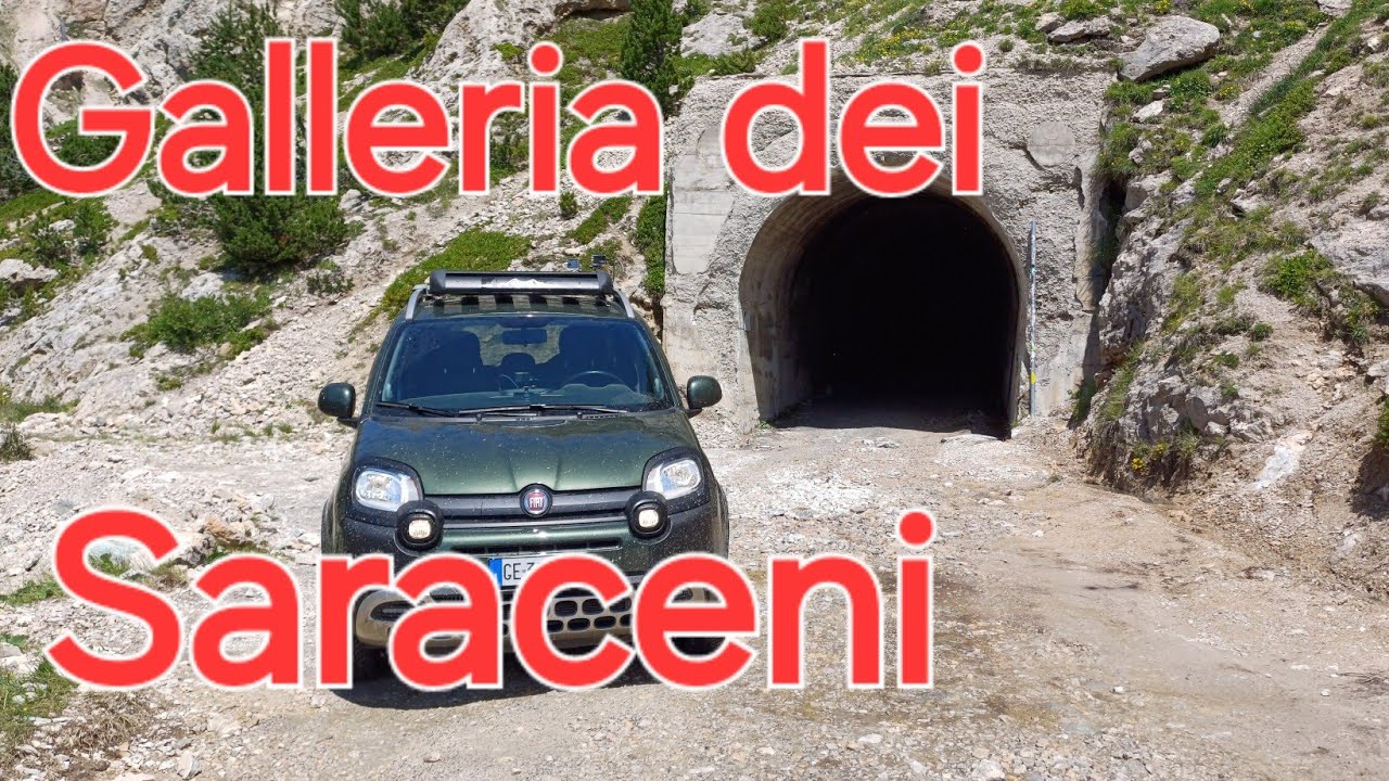 Fiat Panda Cross 4x4  Galleria dei Saraceni