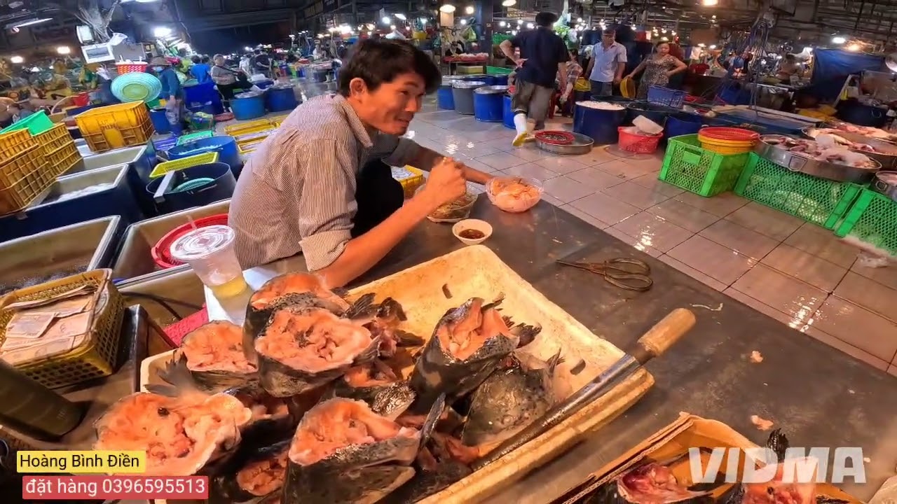 Chợ Hải Sản Bình Điền ngày 19/1. Vô nước tôm cá rất nhiều. 