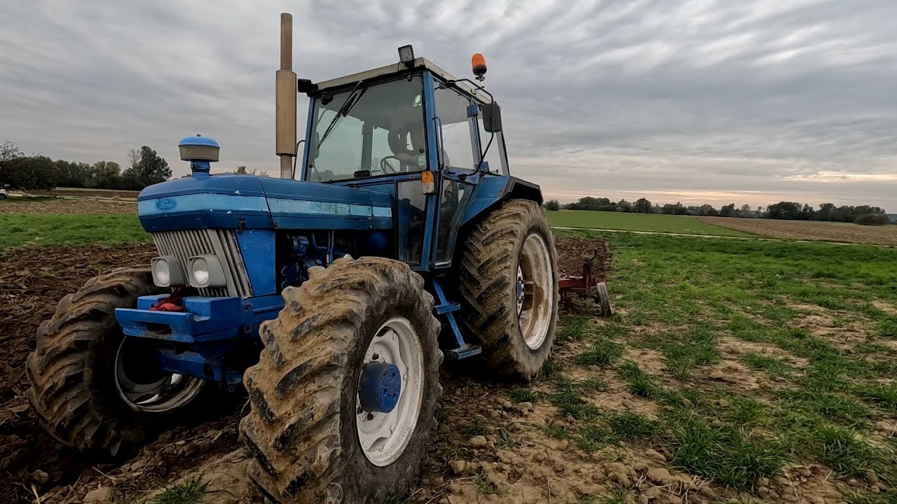 Ford 6610 4x4 w Akcji/  Nowy Pług na Polu/ Oranie w Deszczu