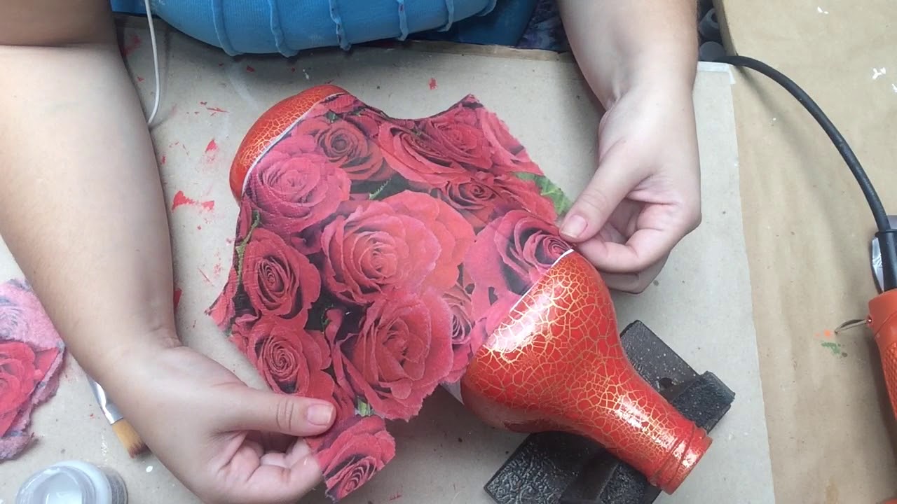 Garrafa com Craquelê e decoupage