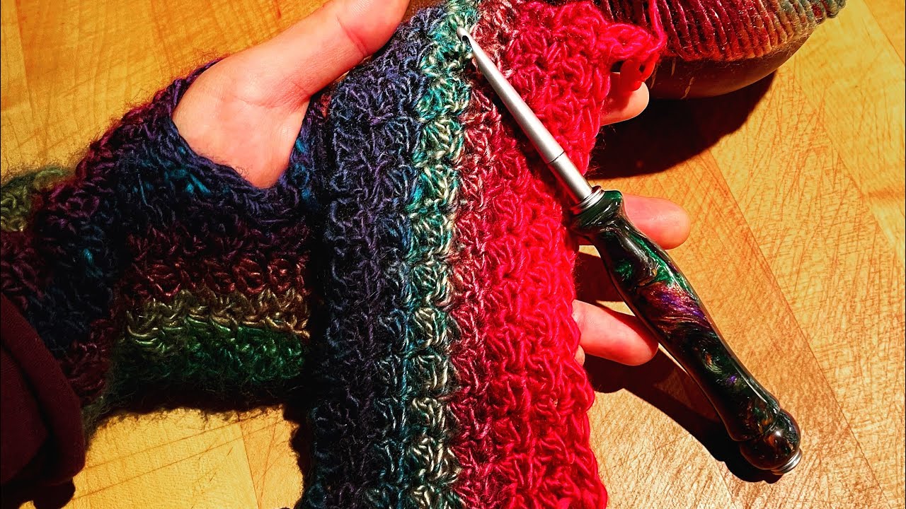 Review:  Toplyfiberarts Interchangeable Crochet Hook Set