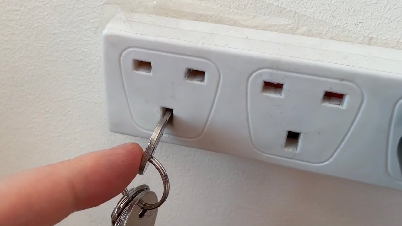 Excerpt: How to use UK socket with a European plug without an adapter