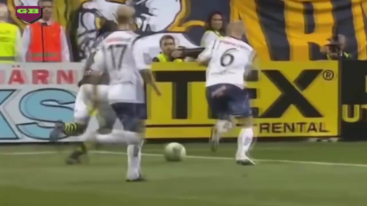 Wow!! Ini Dia Skill Drible Pemain Bola Kelas Dunia Saat Mengecoh Bek-Bek Tangguh