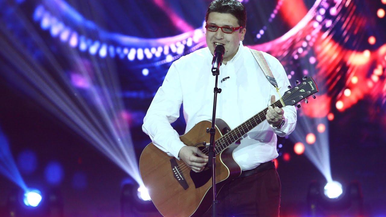 Mediul corporatist lansează talente la„iUmor”! Albert Cremene - stand-up comedy