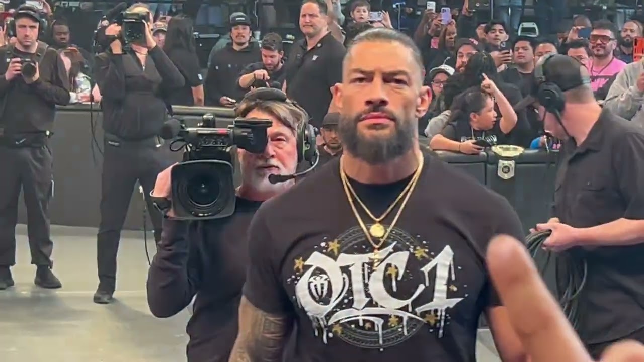 Roman Reigns full entrance, Monday Night RAW, 03/16/2026