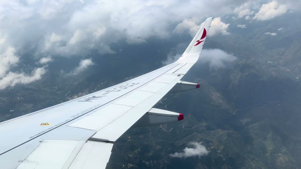 Landing at Bogotá - Avianca - A320  Neo - MVD to BOG