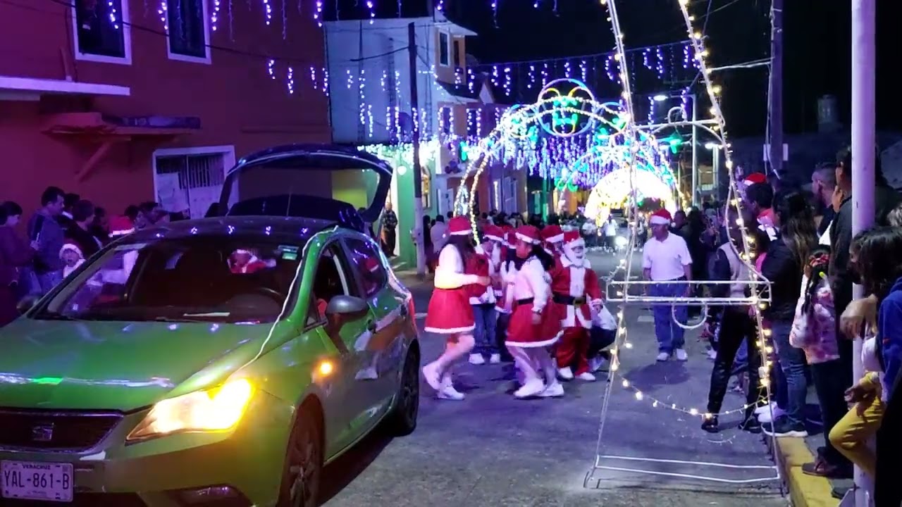 Desfile navideño Alpatlahuac 2022 parte 2.