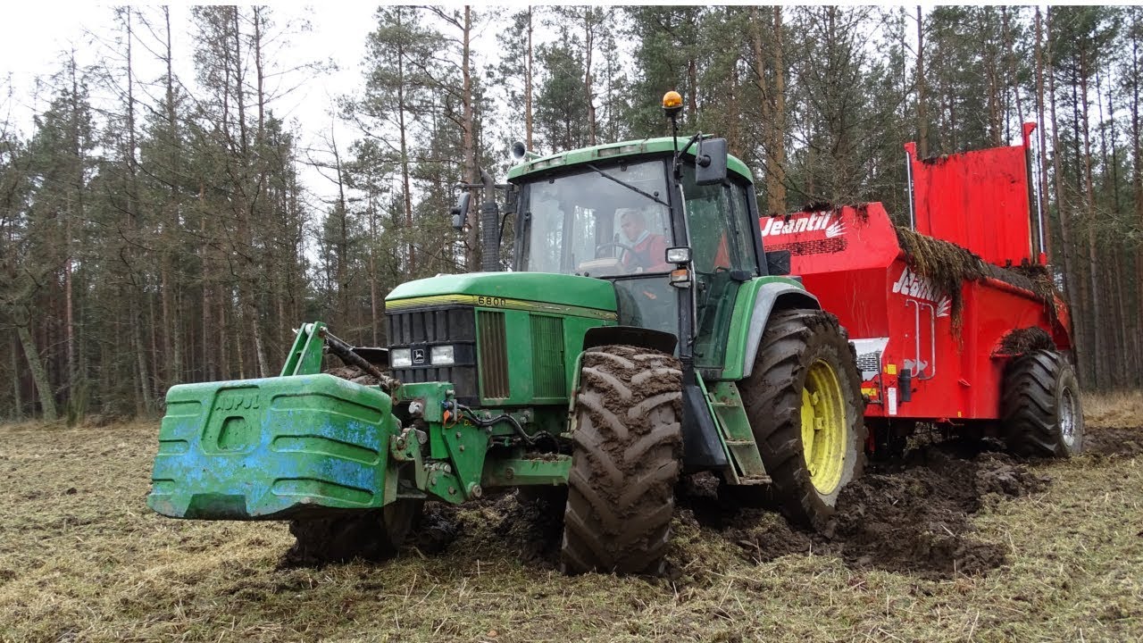 Jeleń w Błocie Leci Bokiem !? Akcja Obornik 2018 ! 2x John Deere , Jeantil