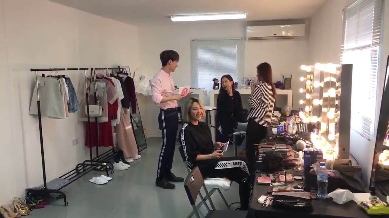[ENG] SNSD Cut (Hyoyeon, Taeyeon, Yoona) - Backstage SM Town Dubai 2018