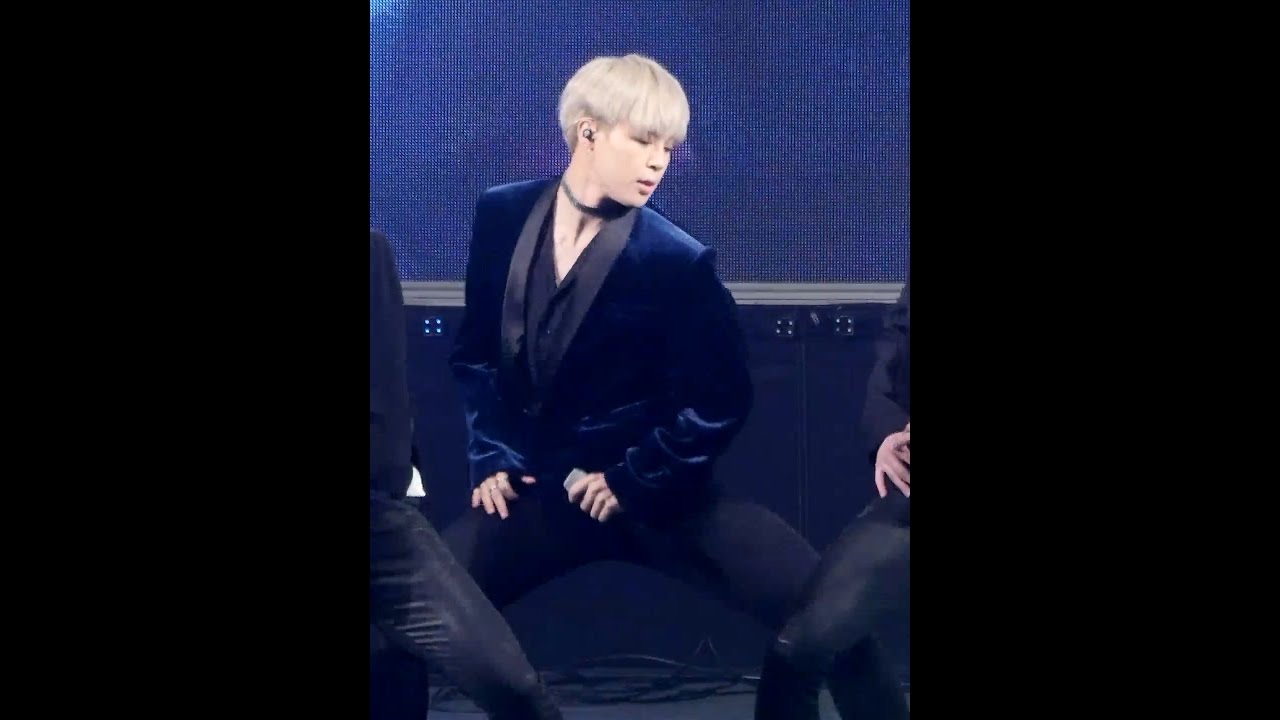 161222 방탄소년단 (BTS) - 피 땀 눈물 (Blood Sweat & Tears) [지민] JIMIN 직캠 Fancam (논산 청소년 송년콘서트) by Mera
