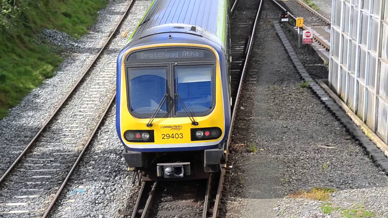 Class 29 commuter trains at Drogheda