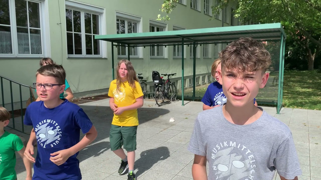 Kwangena thina bo - Klassenchor 2b - Musikmittelschule Tulln