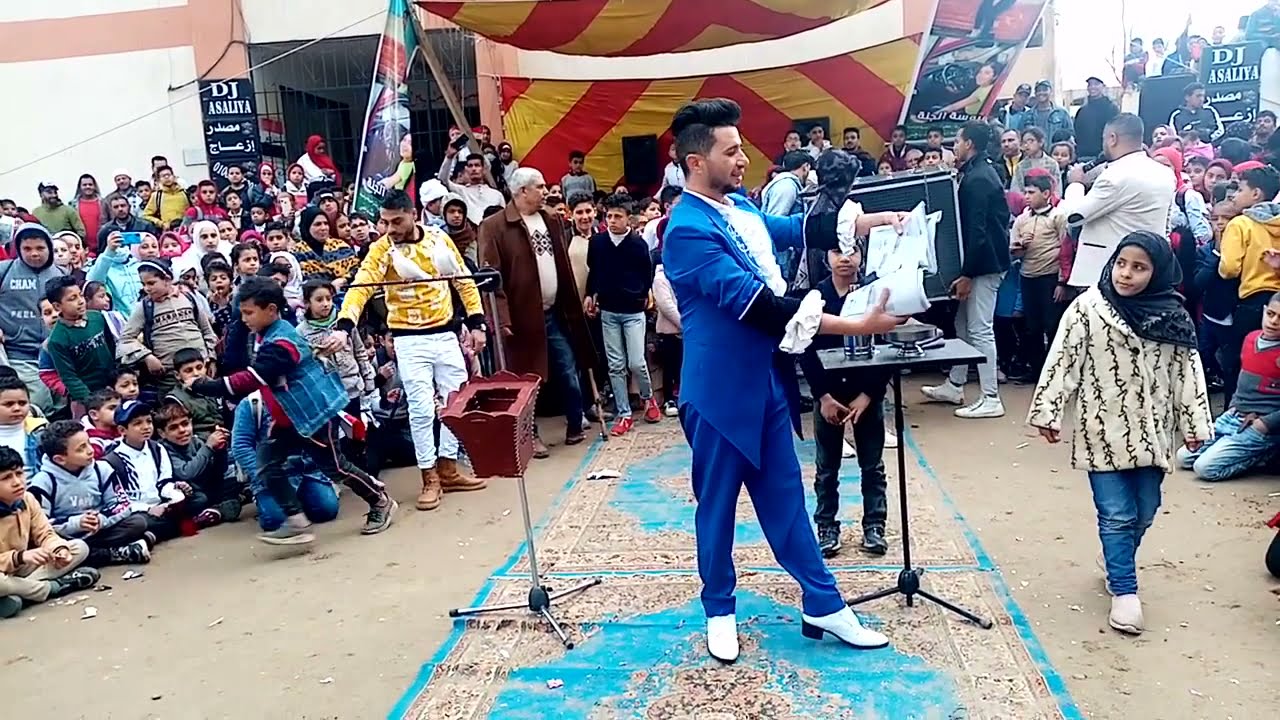 الساحر حسن الصغير فى عيد الام