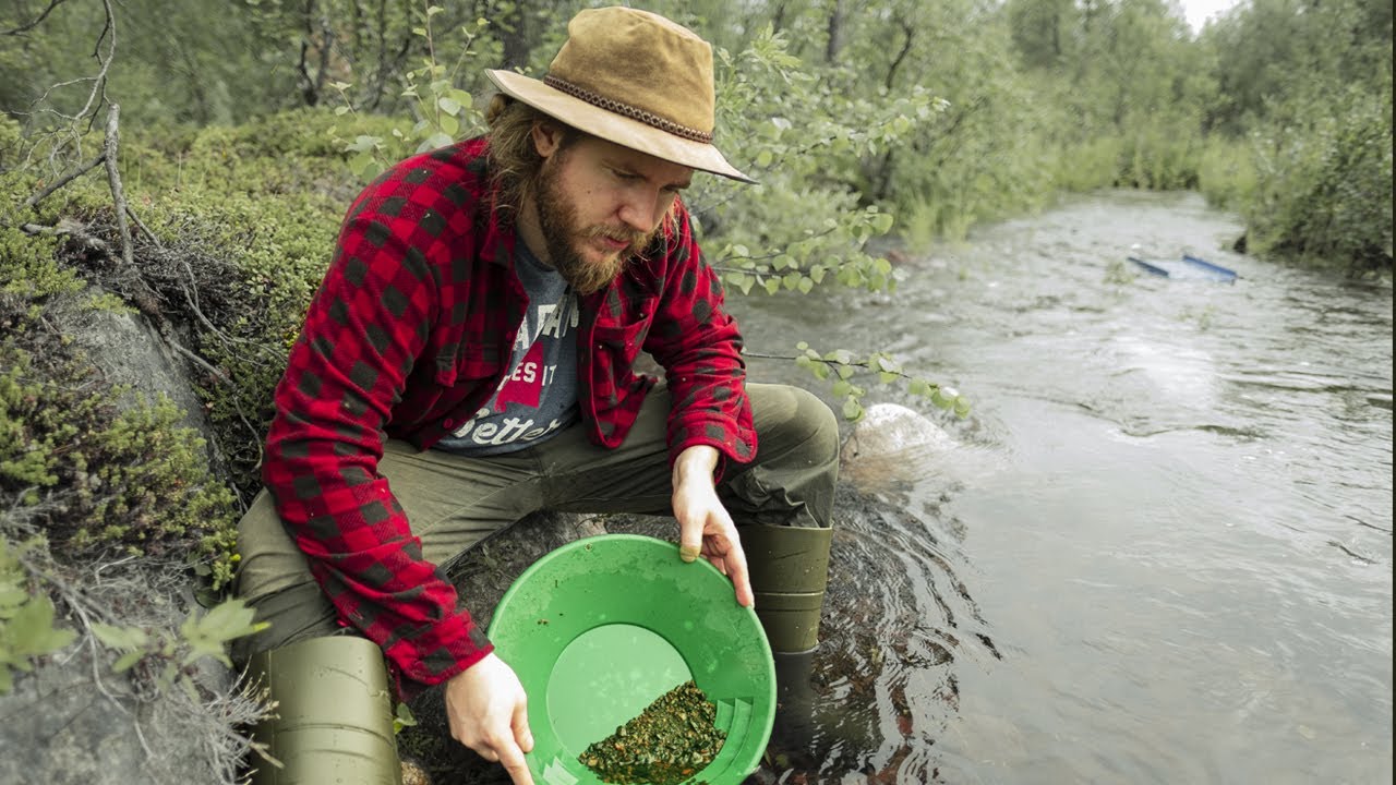 Gold prospecting in Lapland with a Geologist