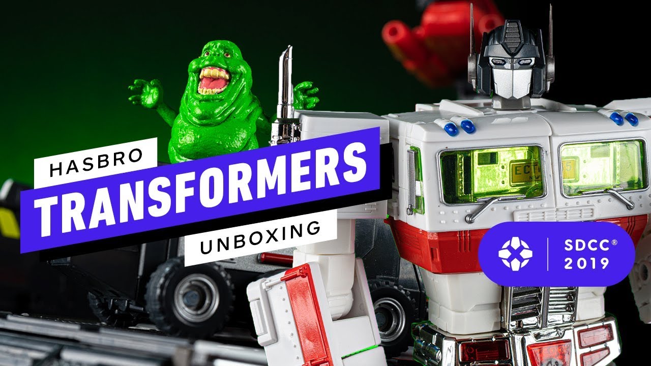 Ghostbusters and Transformers Get an Epic 80s Mashup With This Optimus Prime Ecto-1 - Comic Con 2019