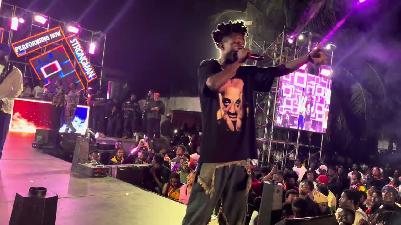 STRONG MAN HIT THE STAGE WITH MASSIVE PERFORMANCE AT OSEIKROM CONCERT 
