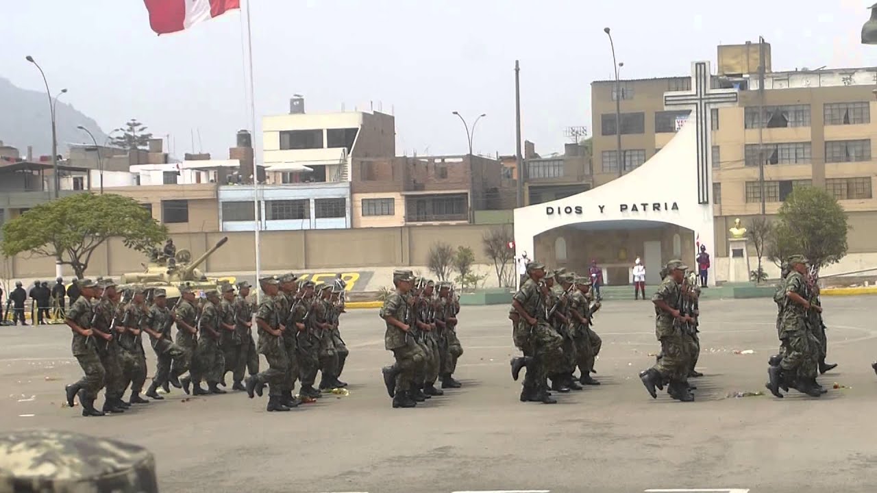 CEREMONIA DE ENTREGA DE ARMAS RIMAC
