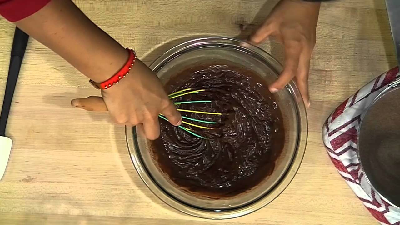 Hot Chocolate Pudding Cups | JELL-O