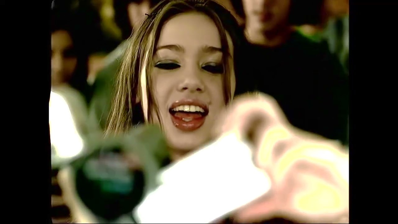 Skye Sweetnam - Billy S. (Pig Goat Banana Cricket version, music video)