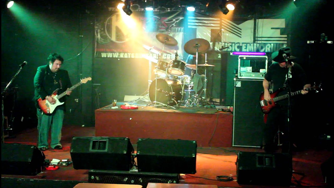 Kid Ray performs at The 19th Hole in The Woodlands - 5:12:2012.MOV