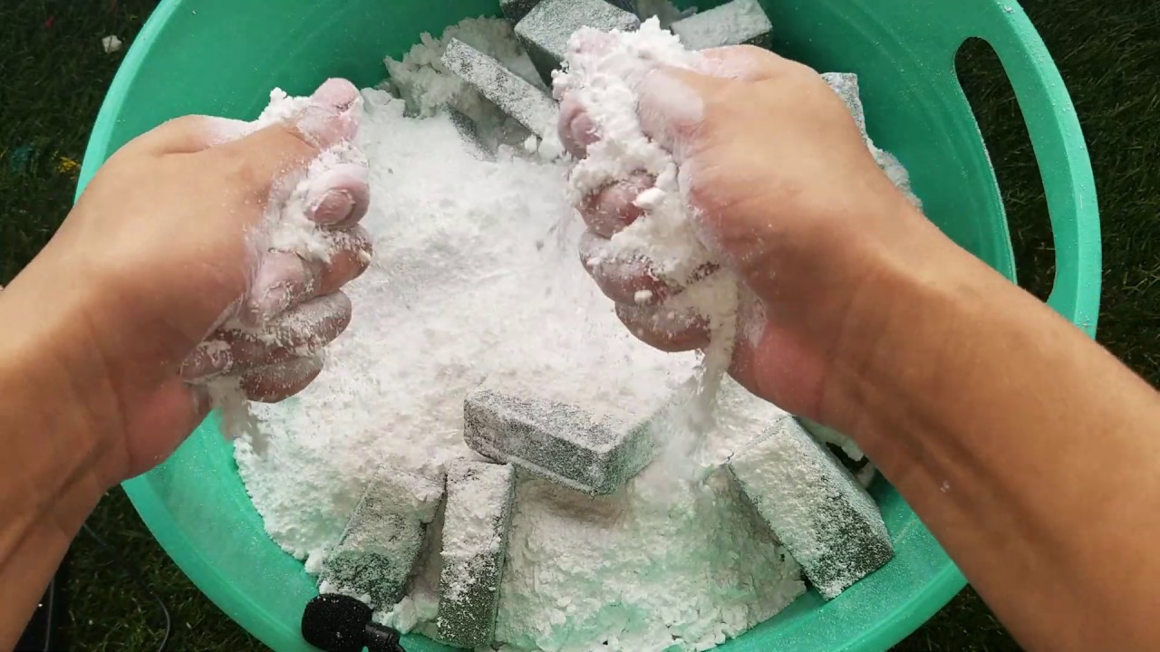 Gym Chalk & Floral Foam Crushing